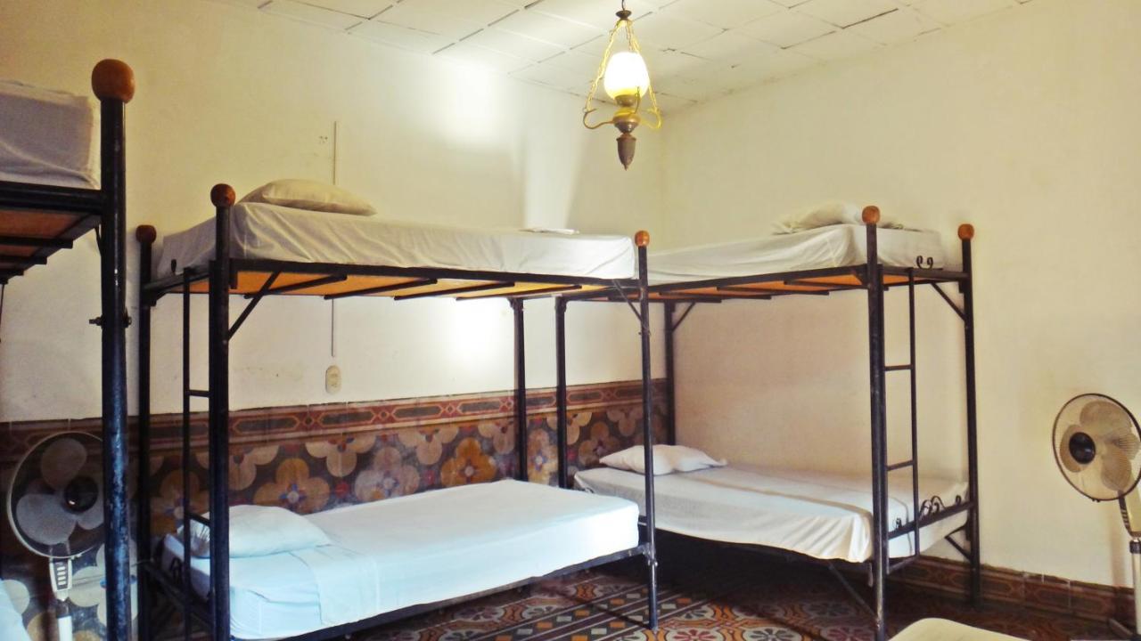 Hostal Sonati León エクステリア 写真