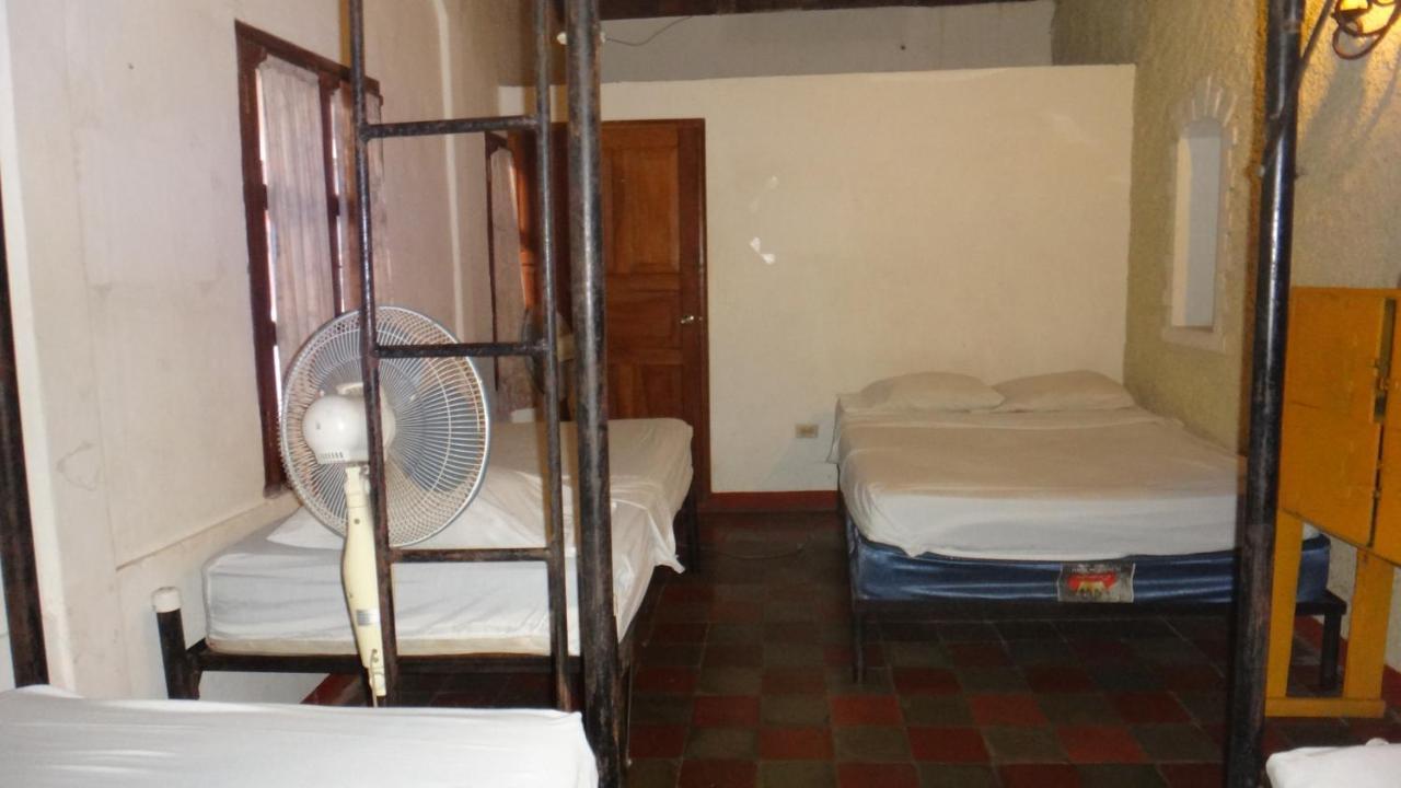 Hostal Sonati León エクステリア 写真