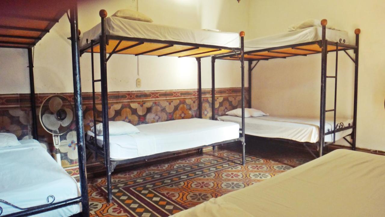 Hostal Sonati León エクステリア 写真